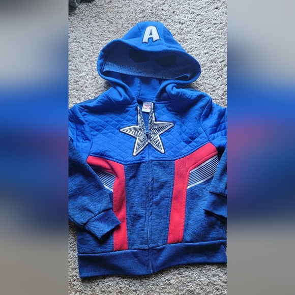 Marvel Sweatshirt - Picture 1 of 4